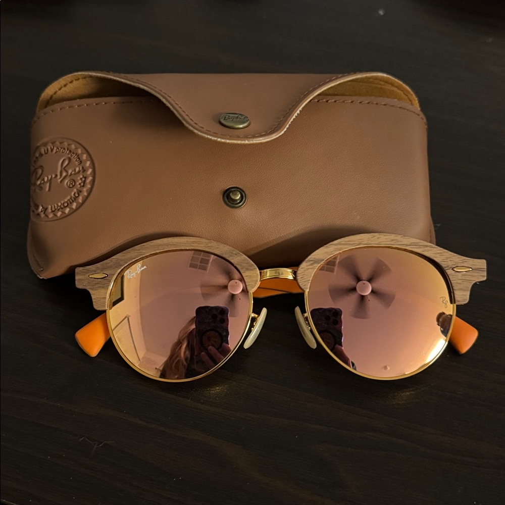 Ray-Ban Gold Frame Sunglasses with Pink Lenses
